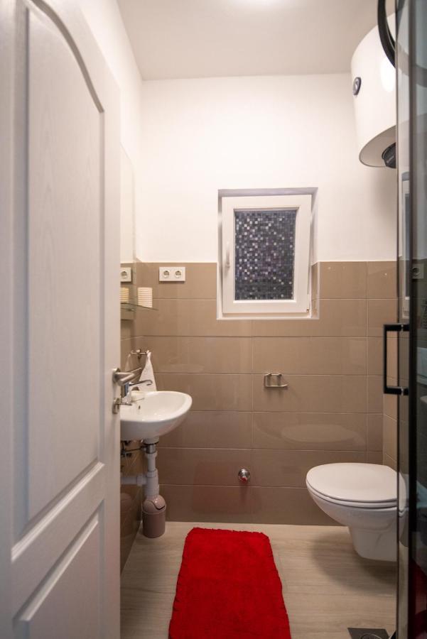 Apartman L&A Apartment Биоград на Мору Екстериор снимка