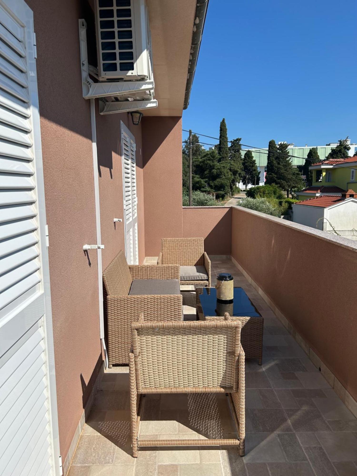Apartman L&A Apartment Биоград на Мору Екстериор снимка