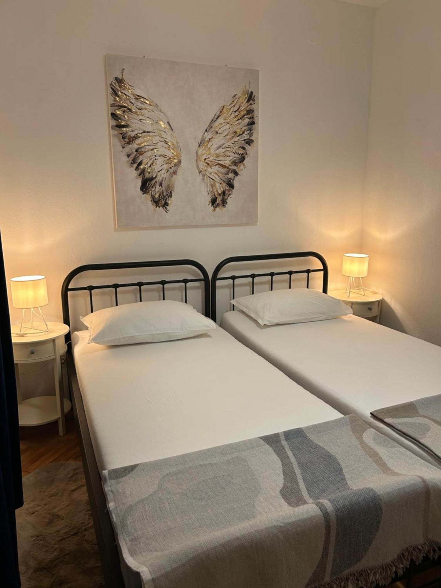 Apartman L&A Apartment Биоград на Мору Екстериор снимка