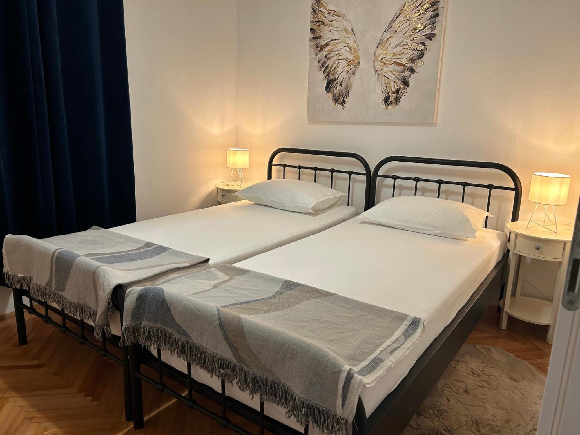 Apartman L&A Apartment Биоград на Мору Екстериор снимка