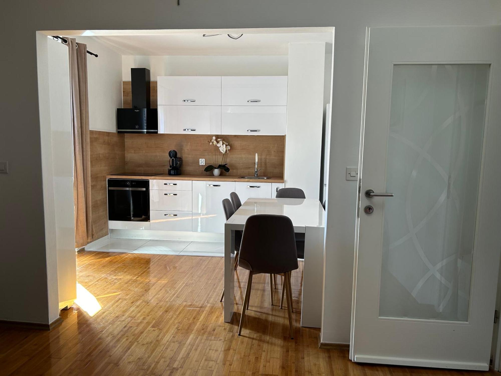 Apartman L&A Apartment Биоград на Мору Екстериор снимка