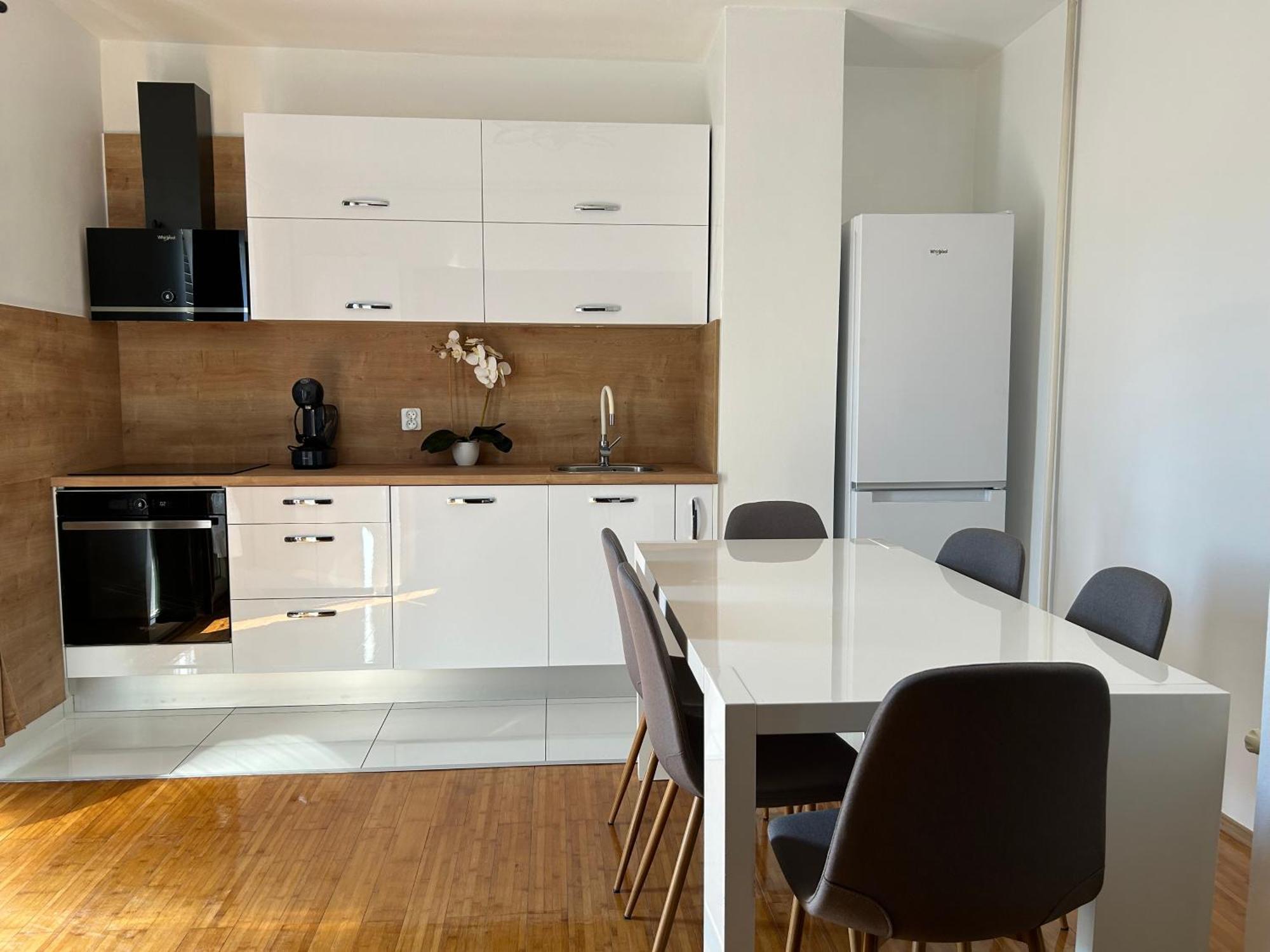 Apartman L&A Apartment Биоград на Мору Екстериор снимка