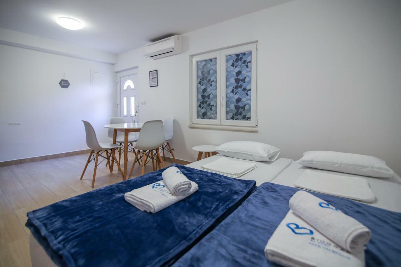 Apartman L&A Apartment Биоград на Мору Екстериор снимка