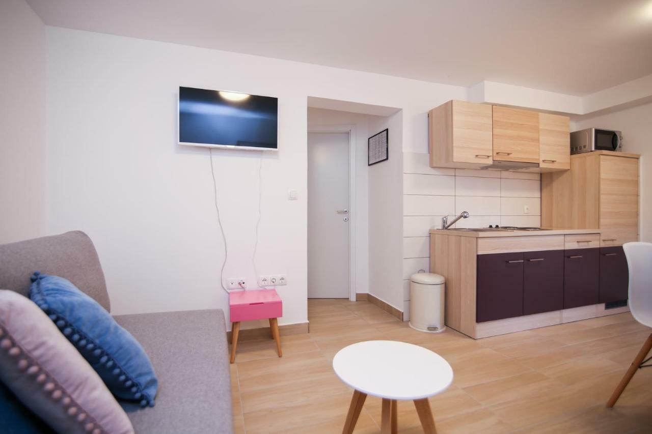 Apartman L&A Apartment Биоград на Мору Екстериор снимка