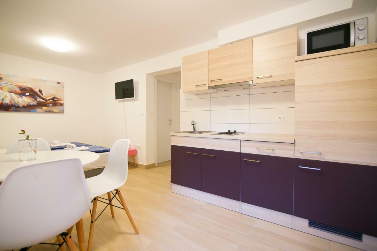 Apartman L&A Apartment Биоград на Мору Екстериор снимка
